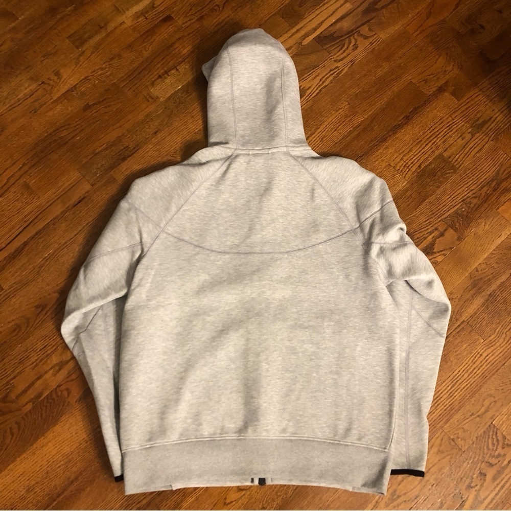 NEW Nike Sportswear Tech Fleece Windrunner - Picture 3 of 3